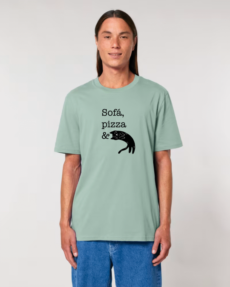 Sofá, Pizza & Gatos