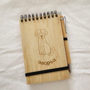 Caderno con bolígrafo can lingua